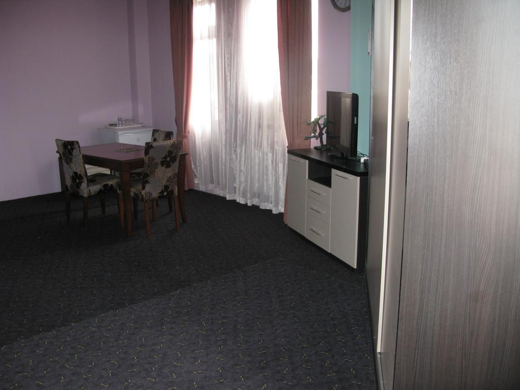 Deniz Guest House Nabran Luaran gambar